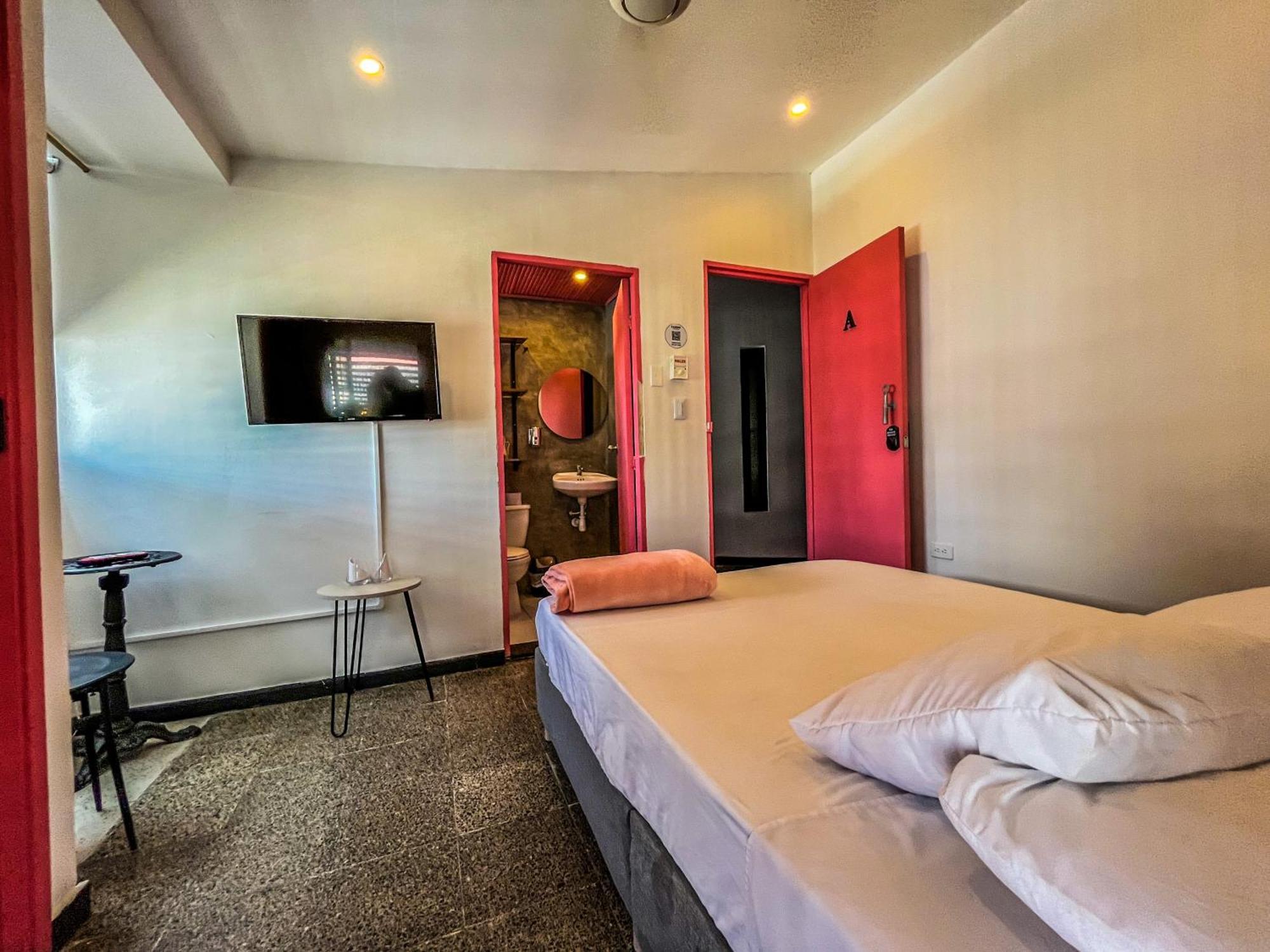 Fardo Hotel Boutique En Ibague - Zona G - Recepcion Digital 24H Exterior photo